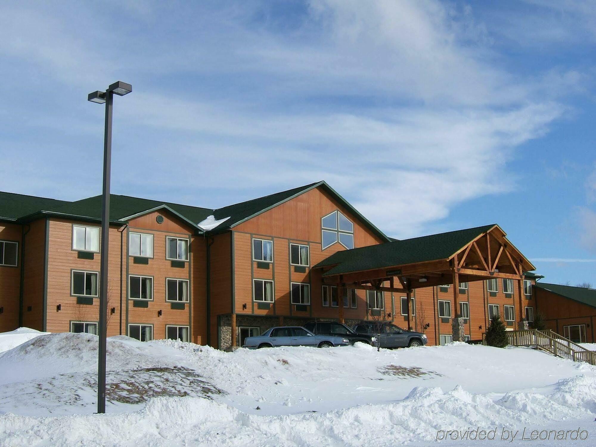 Holiday Express Munising-lakeview, An Ihg 3*