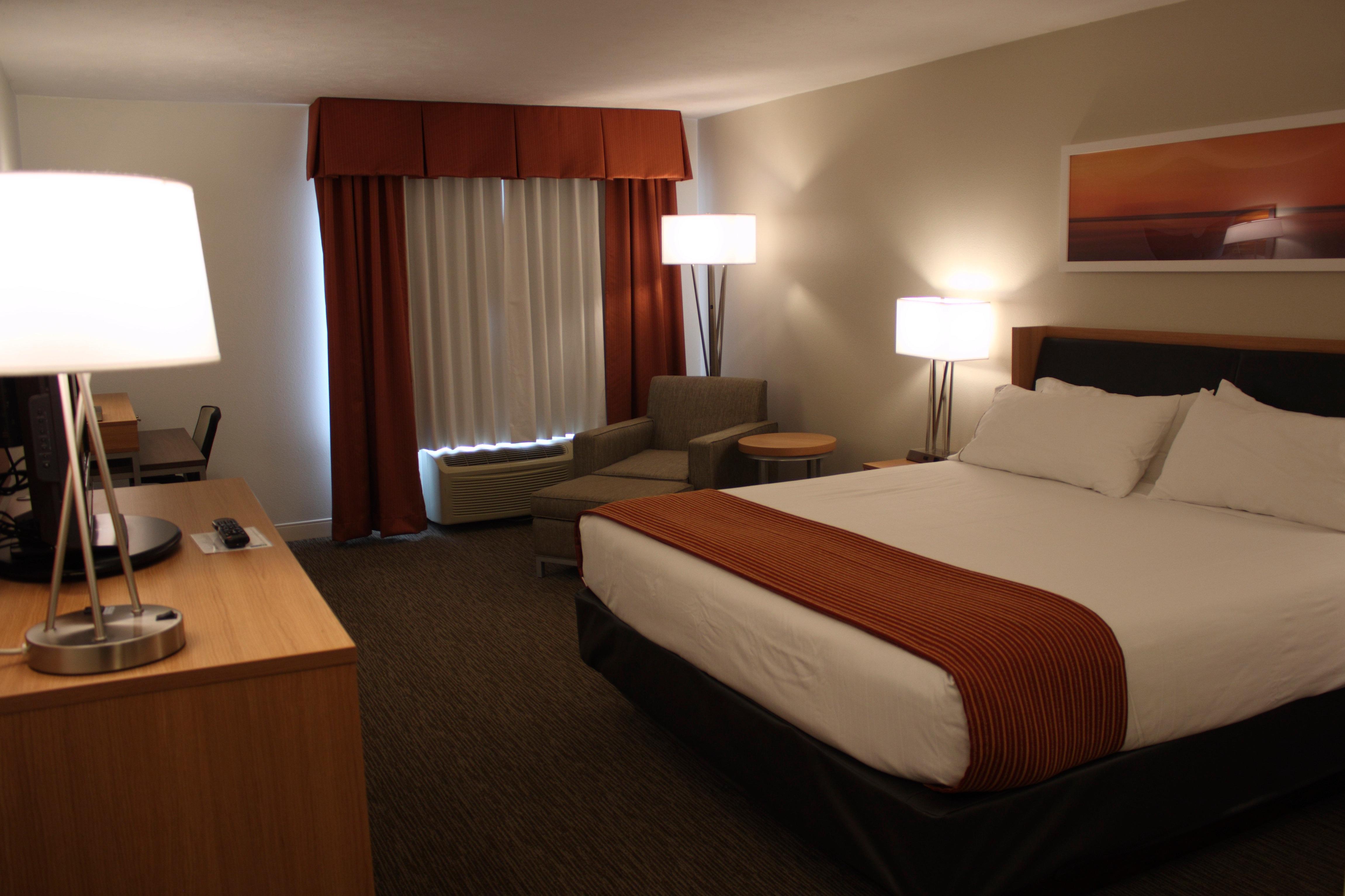Hotel Express Munising-lakeview, An Ihg