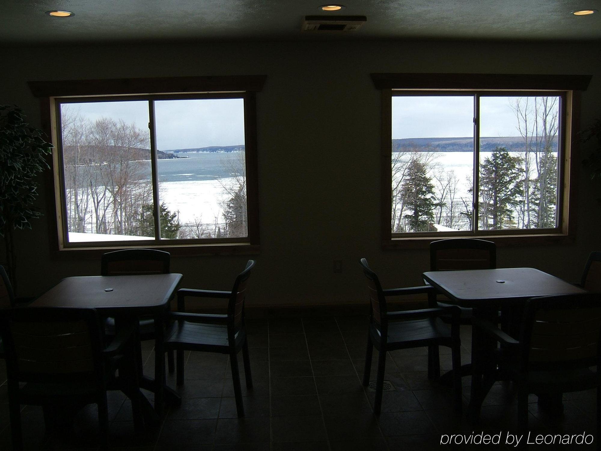 Express Munising-lakeview, An Ihg 3* Munising