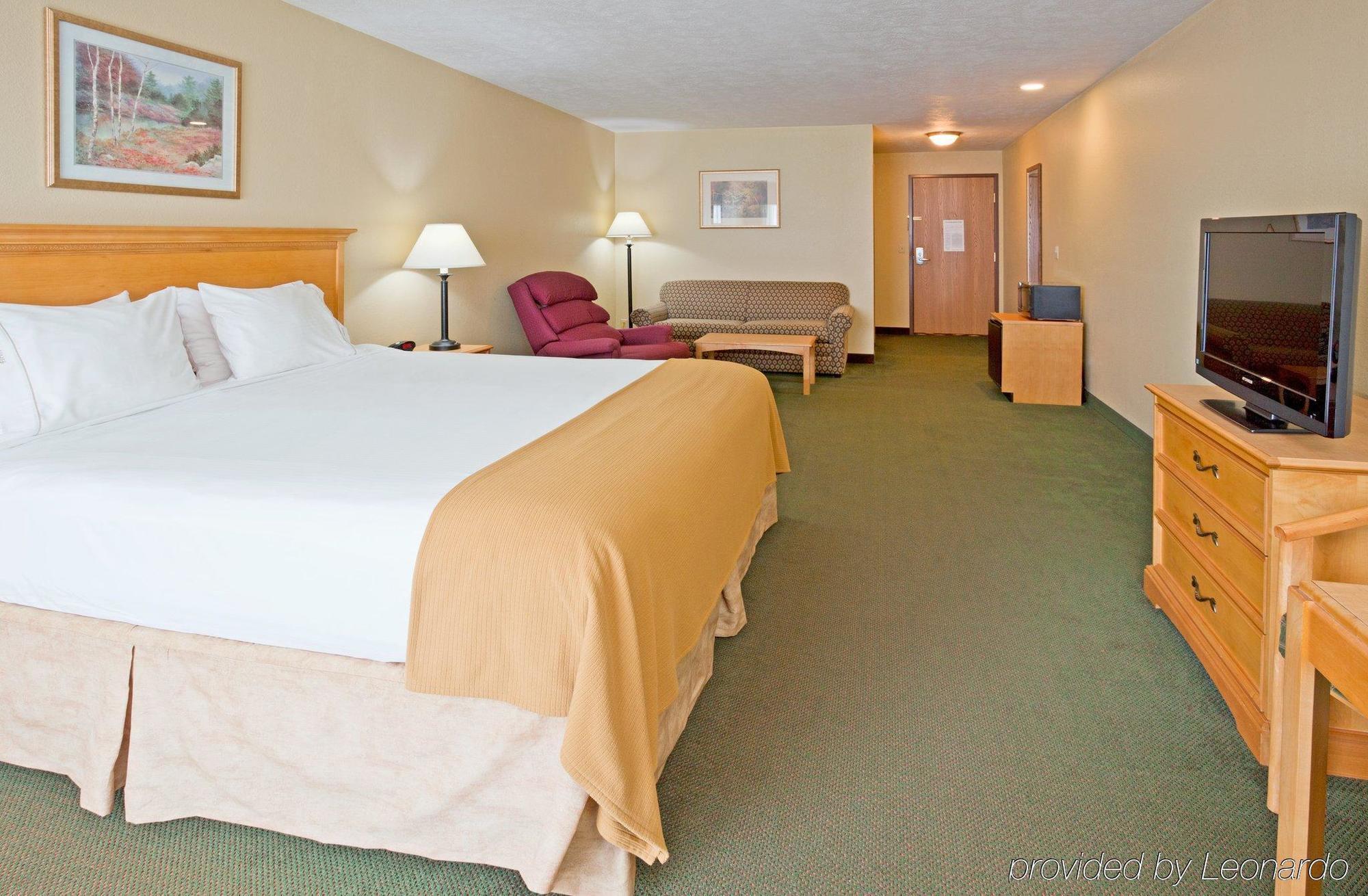Express Munising-lakeview, An Ihg Hotel Munising